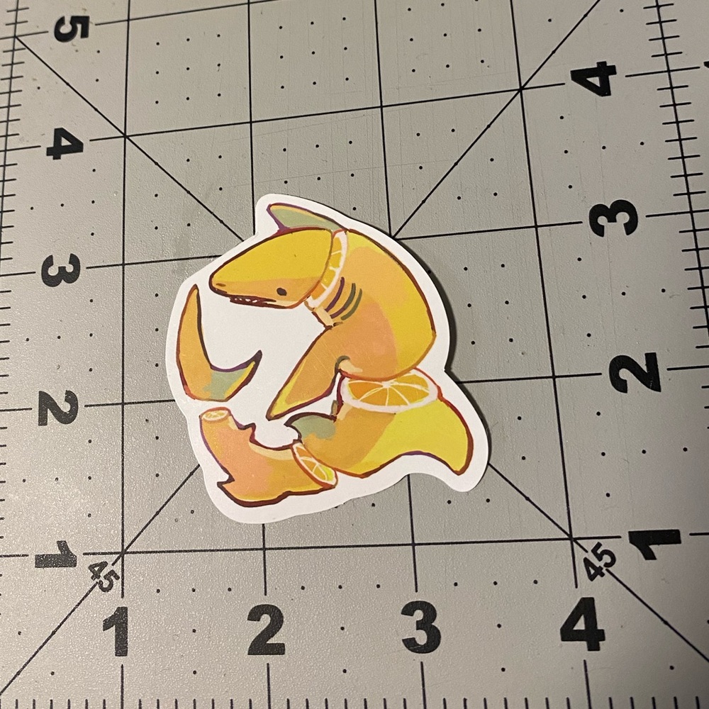 π20/$12π Lemon Shark Sticker - Picture 2 of 3